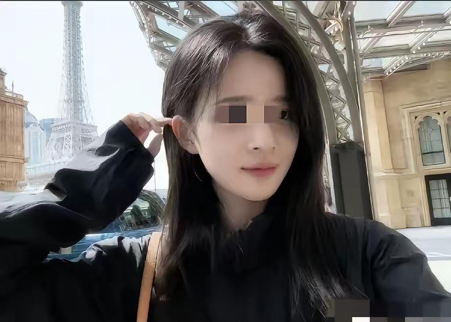 科大讯飞女员工和领导的聊天记录，还没看完就让人脸红了。​​爆料的是这名女员工