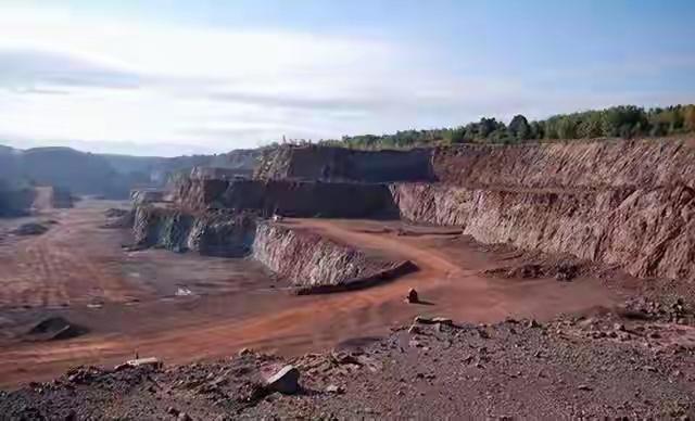 稀土大战突变！巴西下死命令：中美想买矿，必须在我这加工稀土的胜负不在矿坑里，而