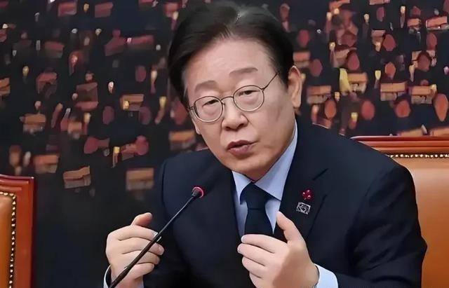 李在明的手段确实狠辣了一些，目前特检组可能还没找到尹锡悦夫妇犯罪的证据，但却给全