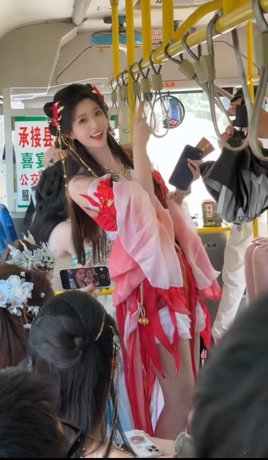 甜妹还是辣妹？
