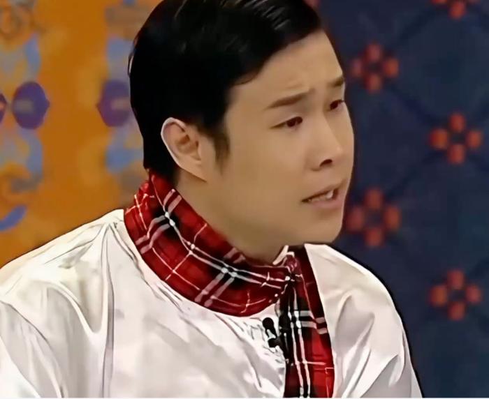 2009年，小沈阳凭《不差钱》爆红，一年赚下巨额收入。可就在事业巅峰时，赵本山提