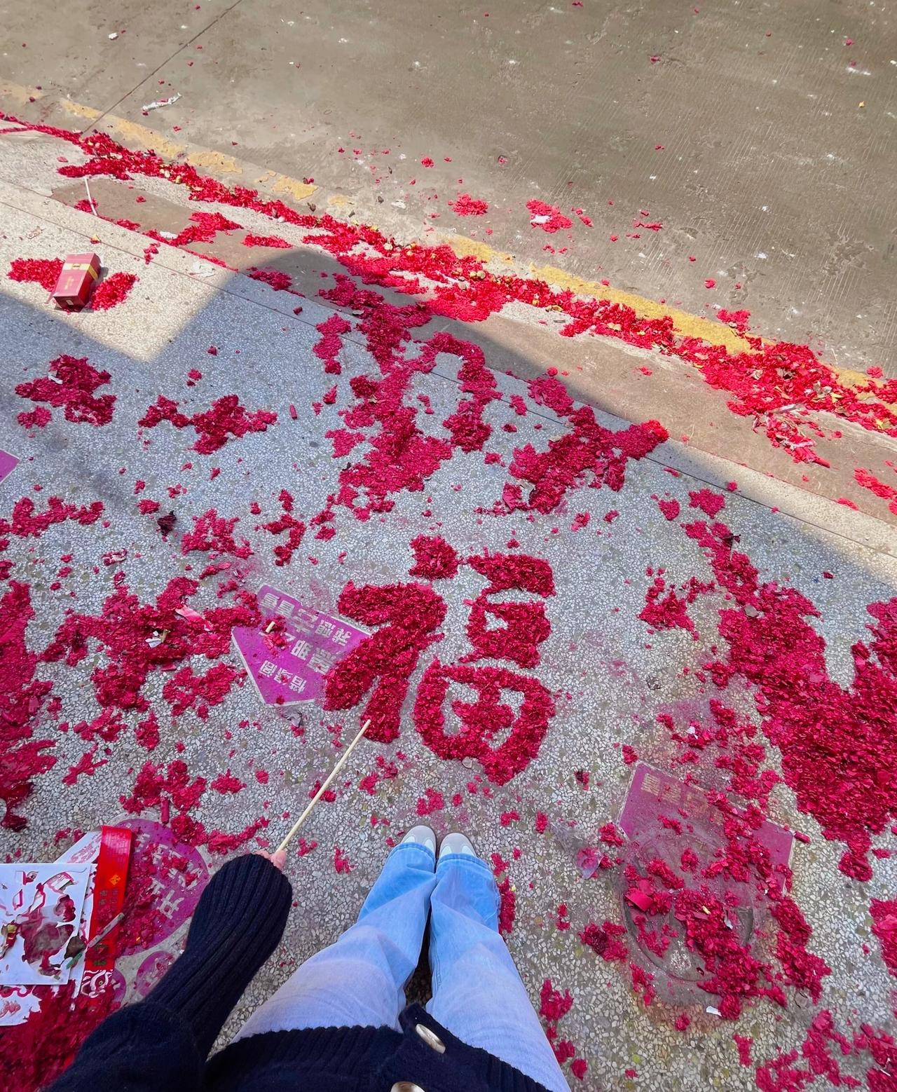 ：）“找女朋友，找老婆，就要找身体好的。一看就能吃能拉，月经正常。你可以对女人