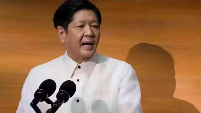 请神容易送神难，日舰穿越台海，马科斯意识不对，先对中国说好话4月17日日舰刻