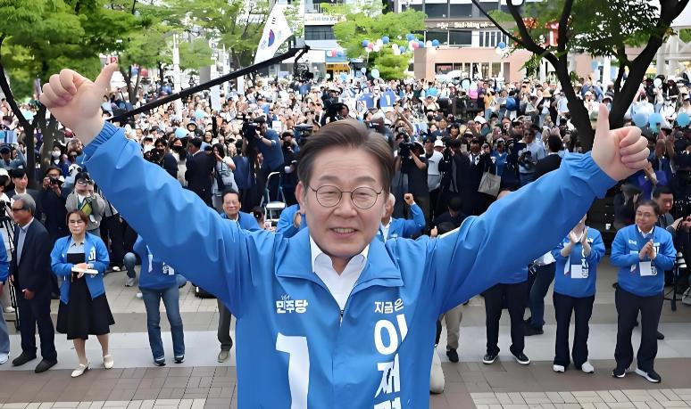 尹锡悦气的牙都要咬碎了！他3年都没做到的事，李在明61天就做到了。要说尹锡悦这