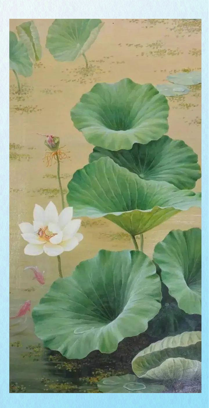 在朝鲜的静物油画中，荷花的盛开不仅是视觉的享受，更是一种心灵的洗涤。这些作品展现