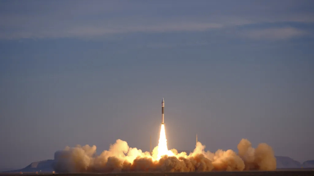 2025年12月13日9时08分，快舟十一号固体运载火箭在我国酒泉卫星发射中心点