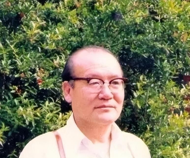 1988年7月，纪登奎由于突发心脏病在北京去世，年仅64岁。而中央给他拟定的生平