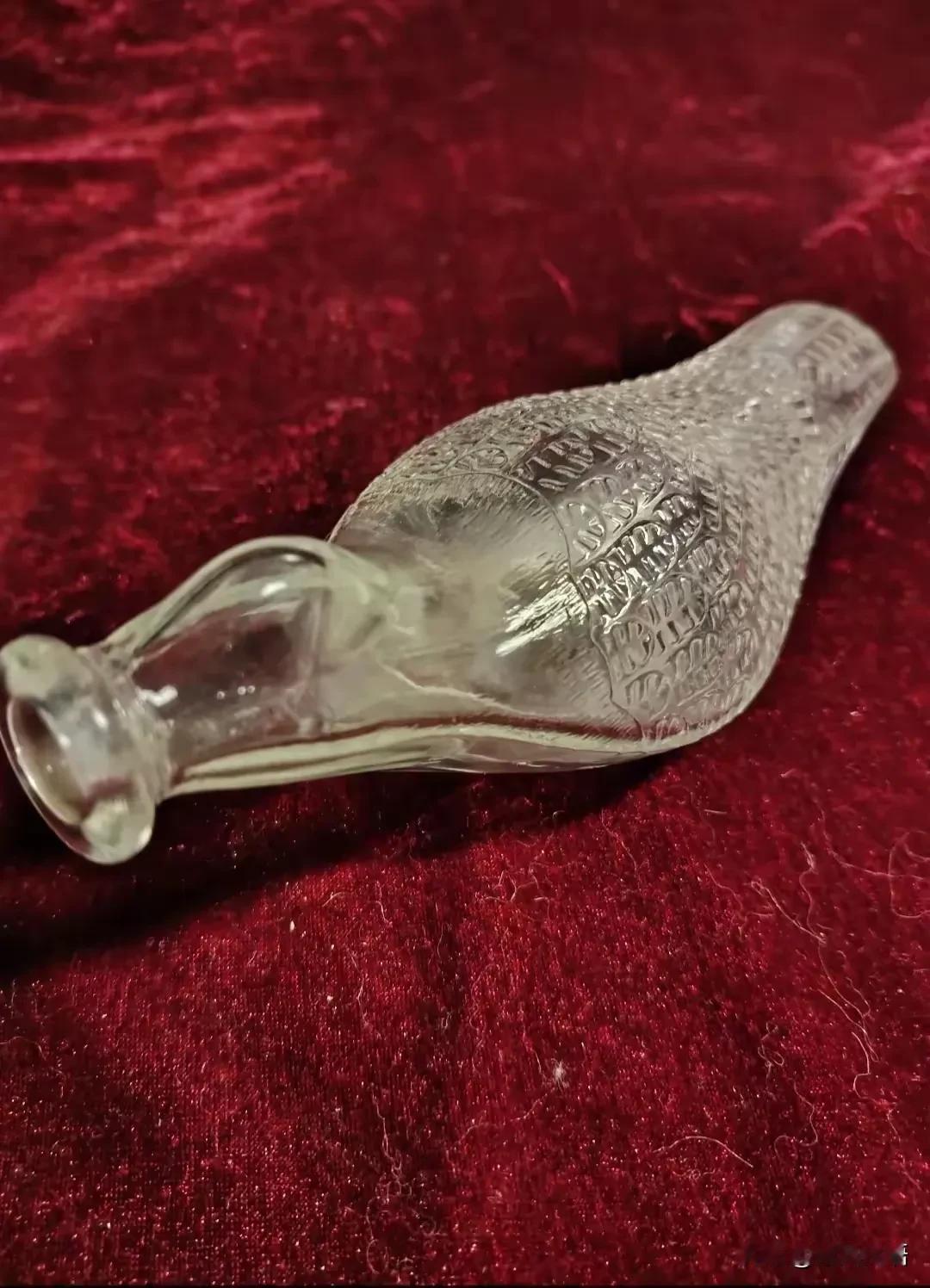 请教友友们，这个老物件是什么东西？在以前做什么用？