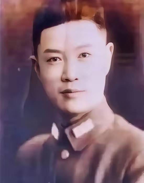 1952年时，原国军中将柏辉章被判处了枪决之刑，柏辉章至死都想不明白自己抗日有功