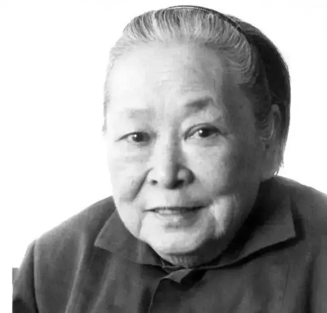1975年，叶剑英的儿子叶选宁为劳改中的母亲求情，毛主席在得知情况后迅速给予批准