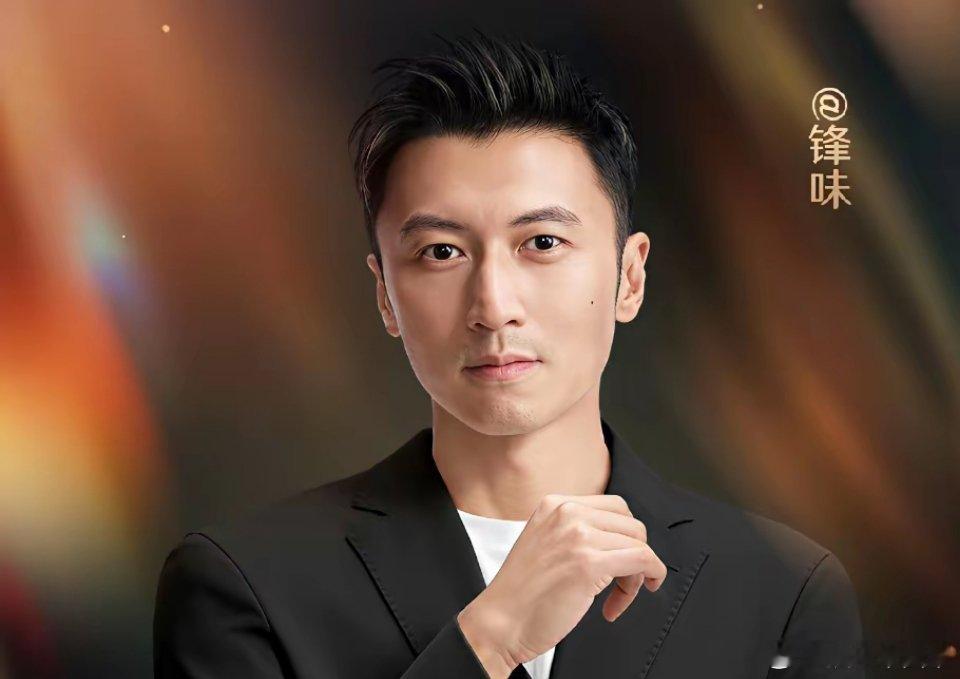 谢霆锋，冲上热搜！2月24日深夜，谢霆锋连夜冲上了高位热搜，这次不是因为电影，而