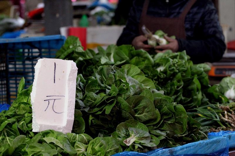 年纪渐长，在吃这件事上真不能含糊，得舍得吃健康食物，花样换着来。早餐煮俩鸡蛋，