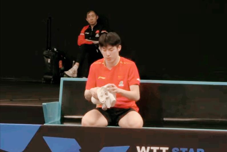 我去！看着温瑞博，突然想到，霍去病是不是就长这样。今天小温打球太帅了，几乎