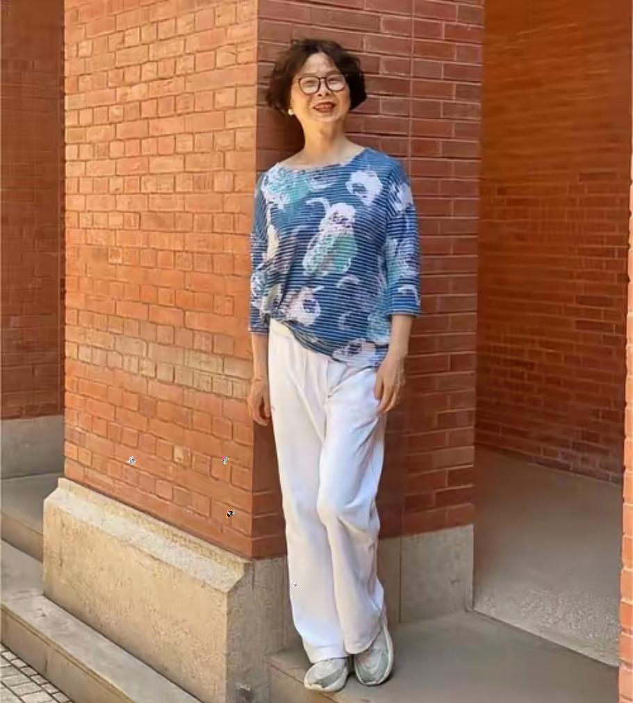 我妈有一个习惯，过午不食，坚持了20年，雷打不动。​​年轻时候我妈体重飙到16