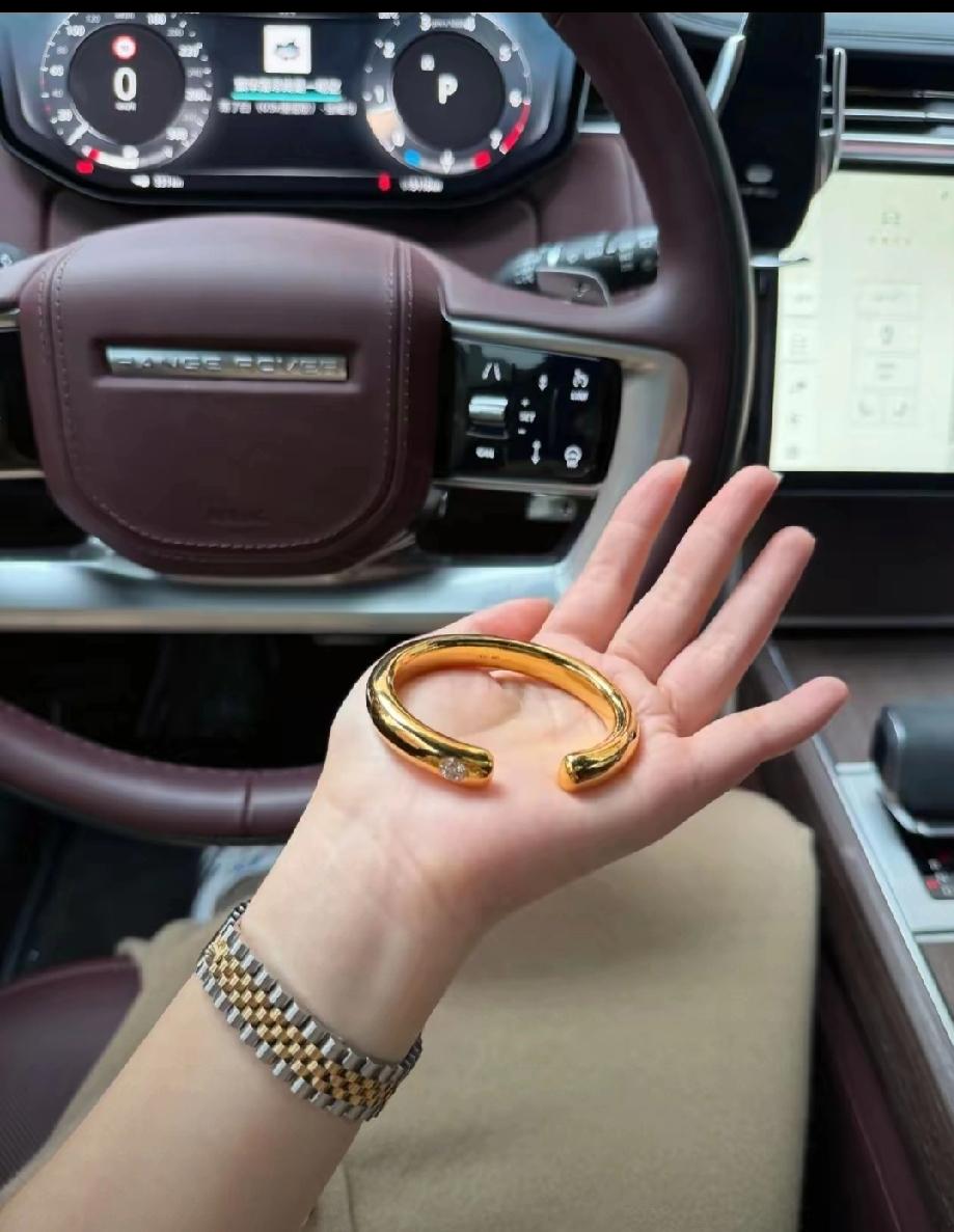 12月4日金价“失控”真相：大盘下跌却无人问津，1200元/克的实物金谁在买？