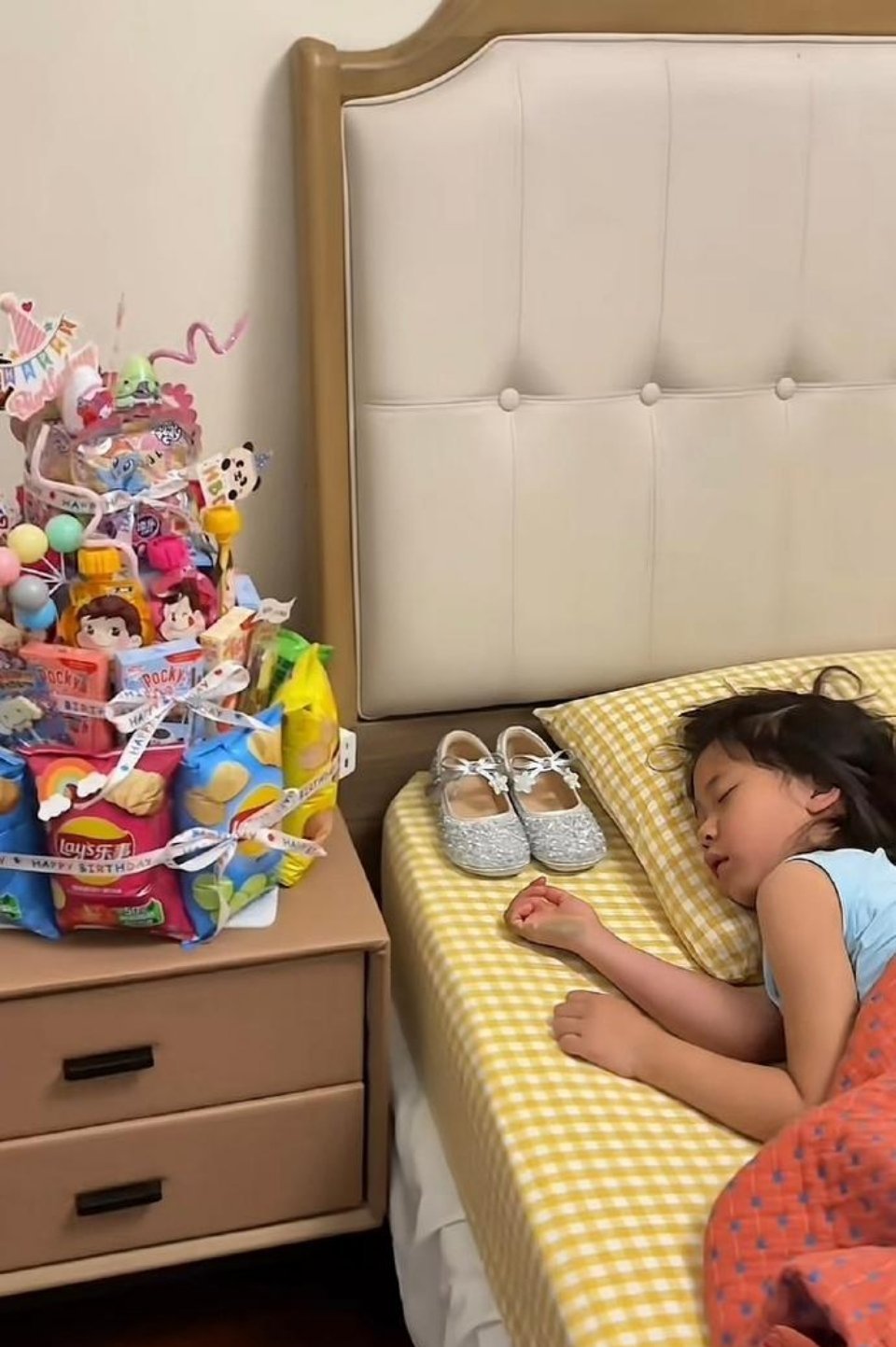现在的父母真的都好会爱小孩啊