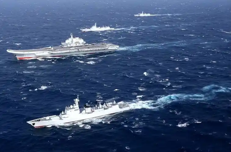 南海主权绝不退让！中方无需一再忍让，应直接亮剑立规：限期2027年全面撤离，逾期绝不姑息，具体惩戒手