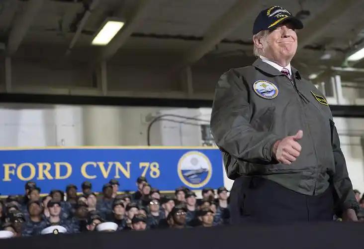 ·特朗普曾扬言，如果中国敢收复台湾，他就会轰炸北京，现在的美军还有这个能力吗？别