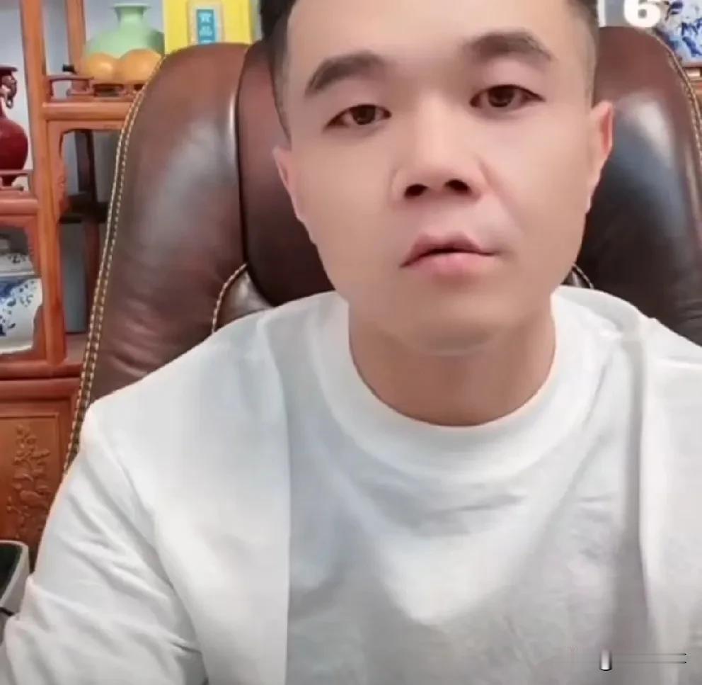 小胖表示老葛818办活动意味着辛选818播不了！驴家小胖