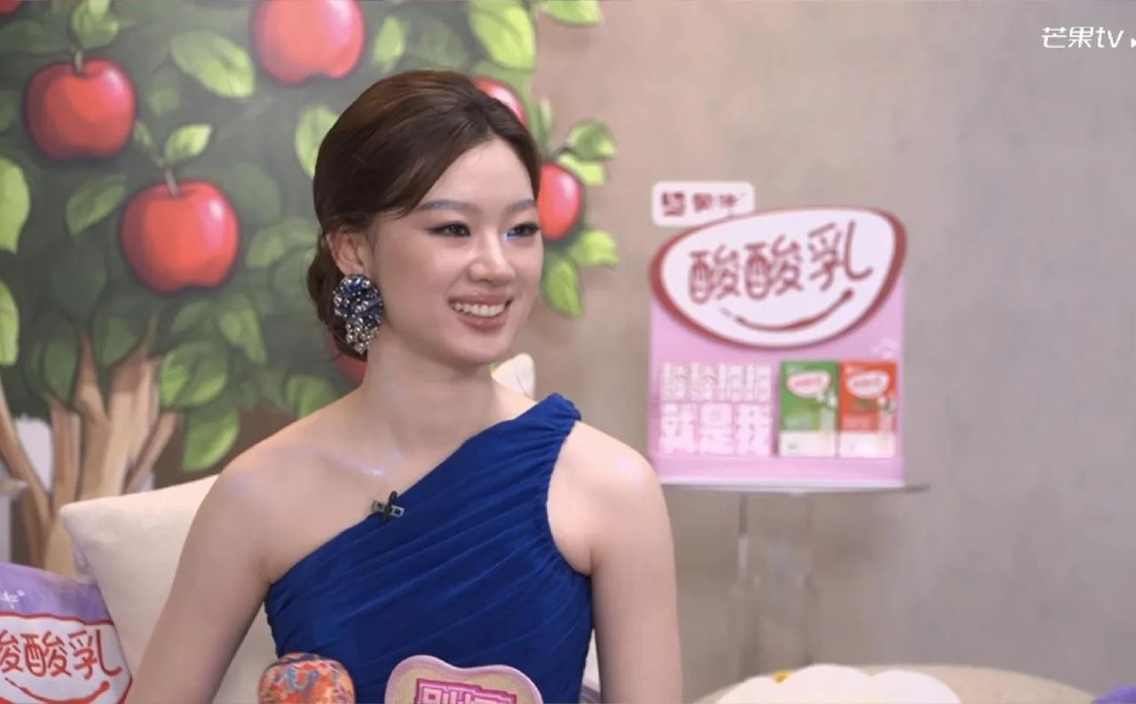 《歌手2025》第七场收视率暴跌的原因是什么？今晚热搜一直在爆白玉兰奖，所以今