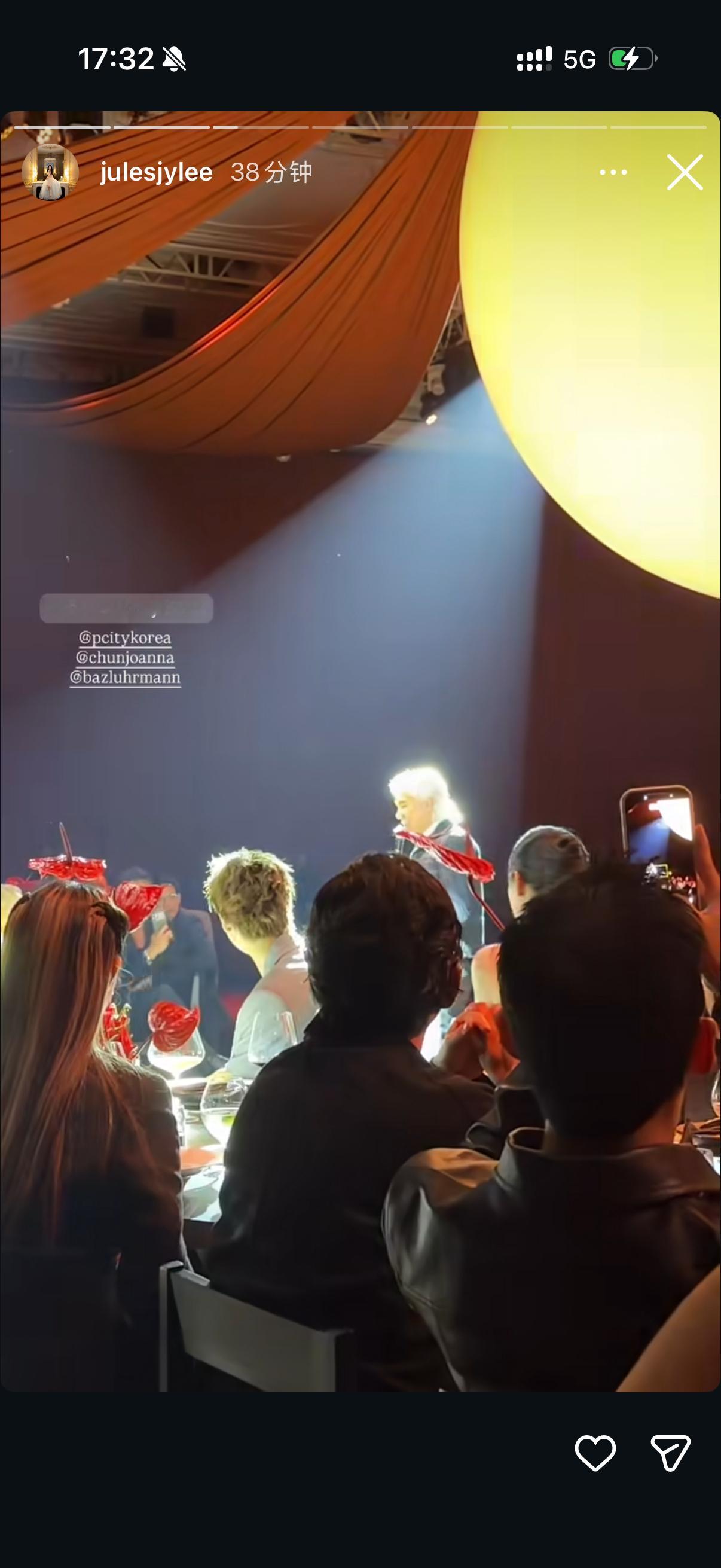 老乱昨晚回韩国过生日发的然后好龟龟李珠英今天也发了同一个地方她俩昨晚估计一起
