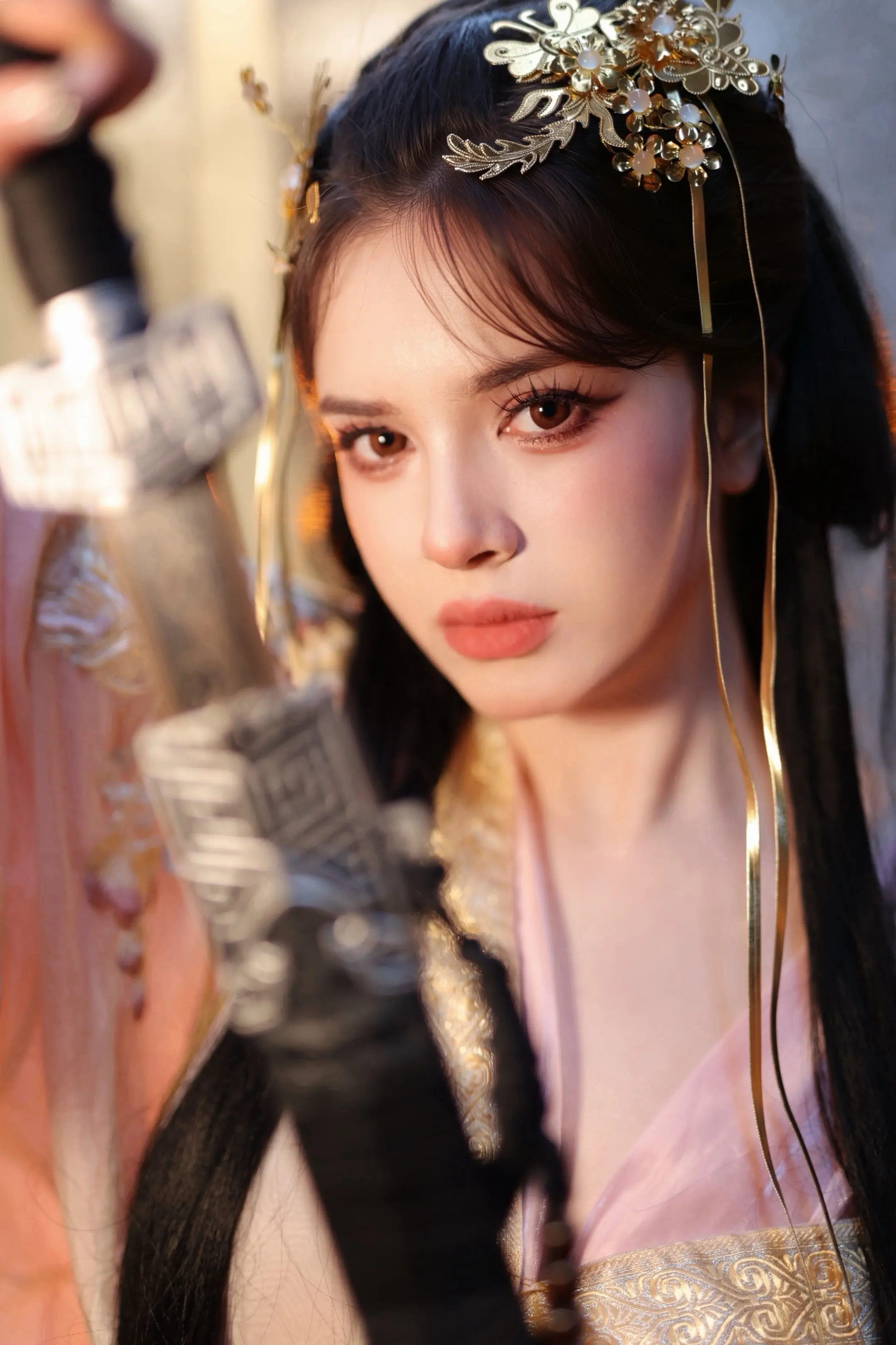 爱着你 像心跳 难触摸