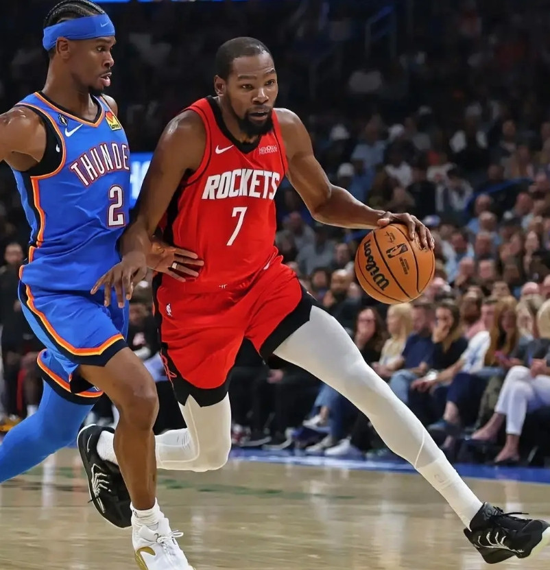 雷霆已经把西部强队打了一个遍，发现真没有对手！雷霆不愧是卫冕冠军，拳打勇士，