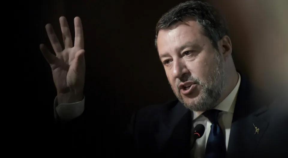 欧盟想让俄罗斯屈服？意大利副总理一句话戳破真相欧盟制裁俄罗斯的算盘，怕是彻底