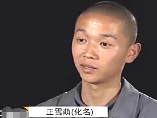 “霸占我母亲，羞辱我父亲，我现在就弄死你！”2010年，十七岁的儿子，目睹母亲依