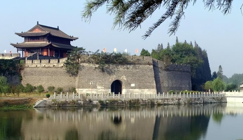 荆州经济想提档？9大发力冲刺4000亿，剑指全国百强城市谁能想到，曾经被