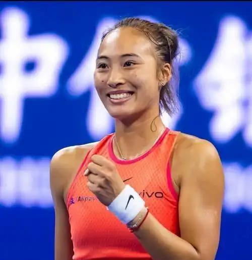 中国金花郑钦文WTA1000马德里站第二轮比赛时刻北京时间202