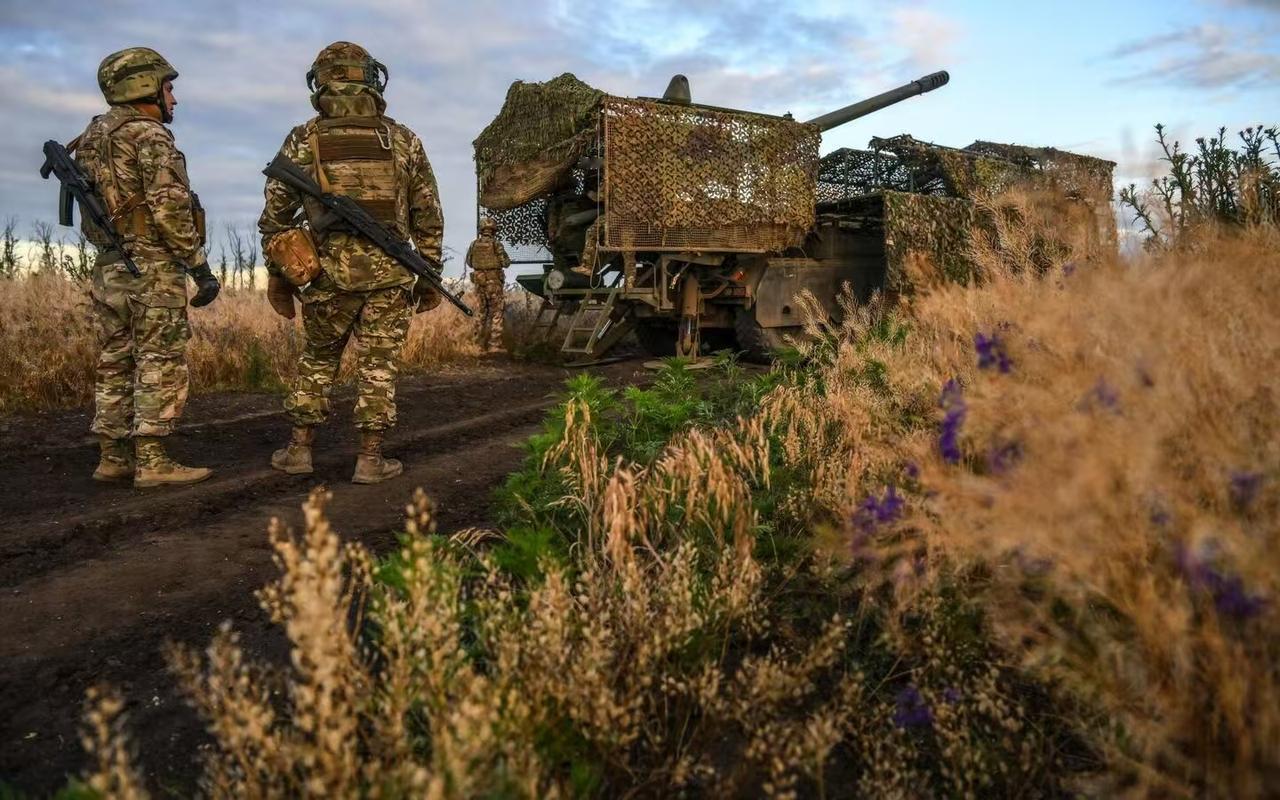 美国记者塔克·卡尔森称，根据俄罗斯核战略，俄罗斯“有权对德国发动核打击。”德国正