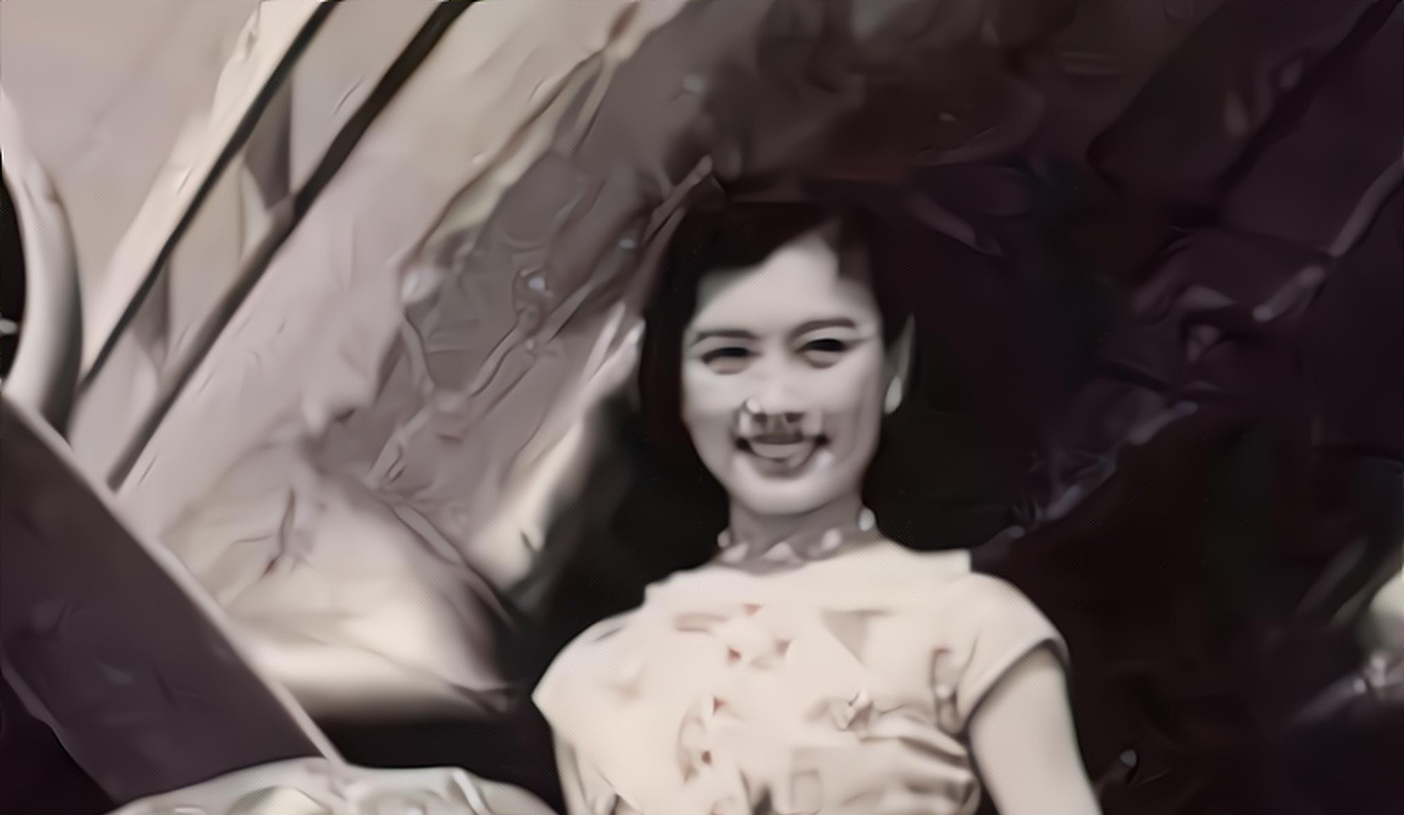 1917年，40岁军阀王德庆辞世，临终托付17岁小妾巨款。1917年，湖