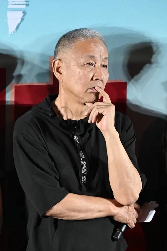 陈道明和左小青是什么关系？都比当年韩红跟许志安激吻来的震惊！网友:震惊到现在都不