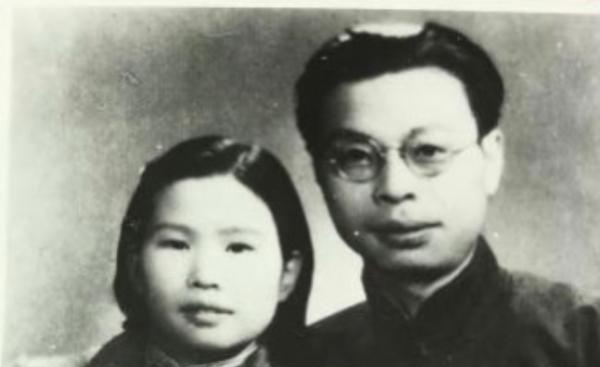 1949年5月30日，上海才刚解放第三天，新任市长陈毅意外收到一份中央的密电。陈