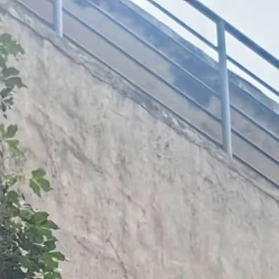 每日一善生活偶尔会皱起眉头，但请记得，你永远有权利为自己画上一个微笑。