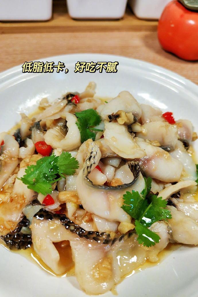 你一定要试试这个蒜香鱼片。我的宝藏食谱