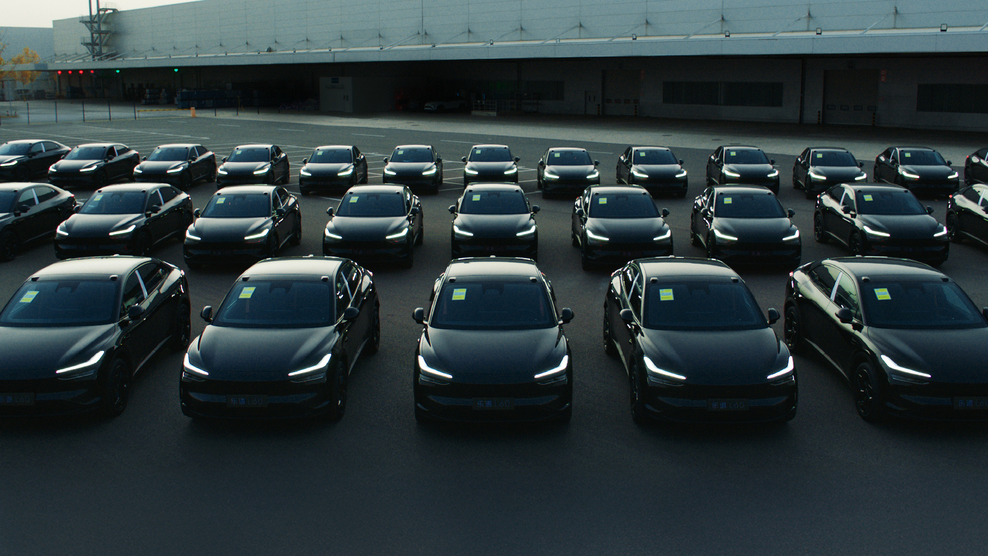 车若初见乐道L90第40000台车主，那必须是古仔昂，同时也是乐道L90黑骑士