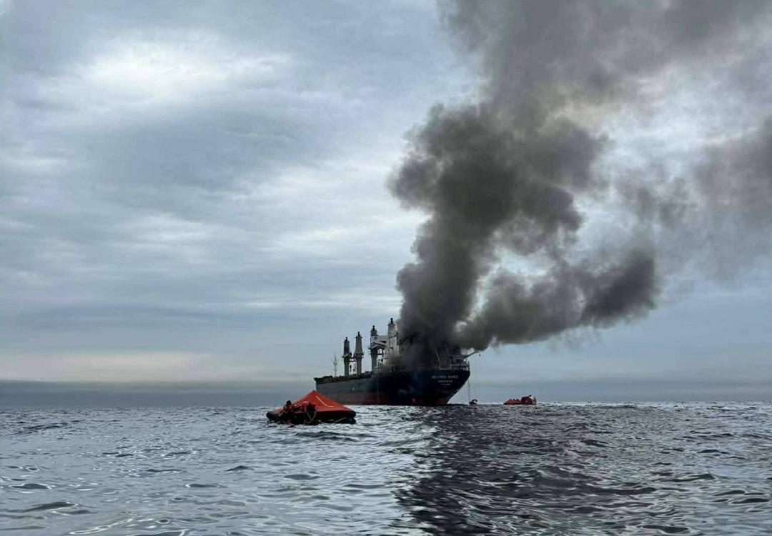 近日霍尔木兹海峡一封，亚洲几个国家先急了。日本、韩国、泰国、越南，最近一直追