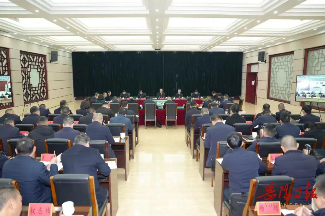 谢卫江在临湘市调研经济社会发展情况