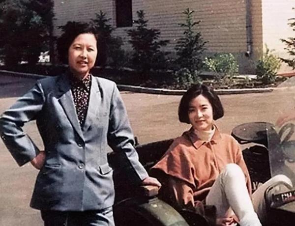 1948年，山东莱阳，因为吃了败仗，一个叫林维良的国军军医把刚出生3个月的