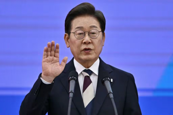 刚上台一个亲华总统就要被罢免？李在明将迎来噩耗，两周后要走进法院受审，如果罪名成