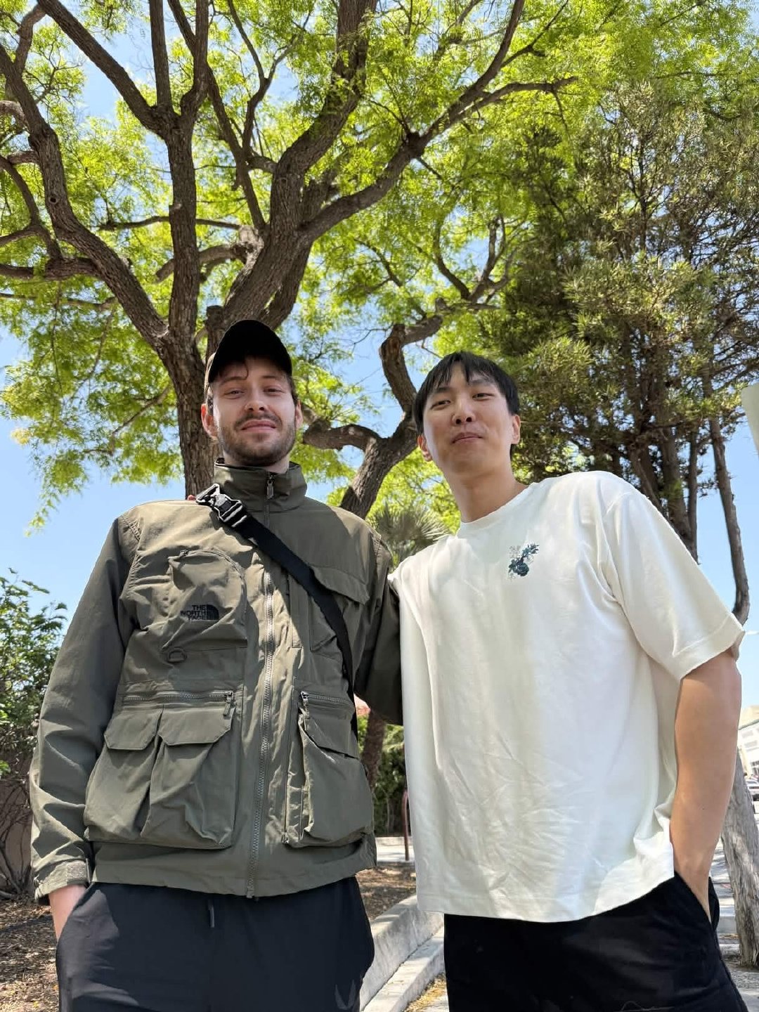 已经开始预热明年名人堂了吗？昨日LCS知名退役选手Doublelift分享与Bj