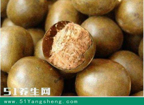 大爷癌症中期, 医生让他天天吃这一物, 6年未复发, 后来才知道他的名字!