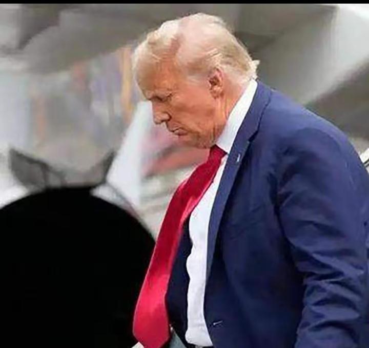 “为了逼迫中方在贸易谈判中让步买单，特朗普团队近期竟然动了“开闸放水”，允许中国