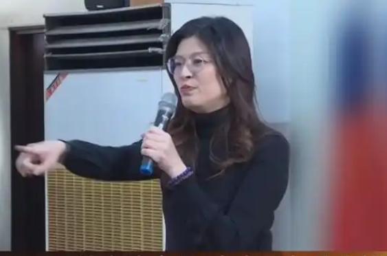 万万没想到，台湾省时事评论员郑丽文竟然曾抛出了这么犀利的问题！她曾问道：“如果有
