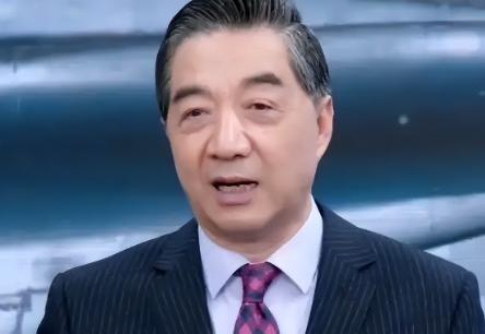 果然，局座张召忠预测失败了！十年前，张召忠在《海峡两岸》的节目中说道，对于激光武