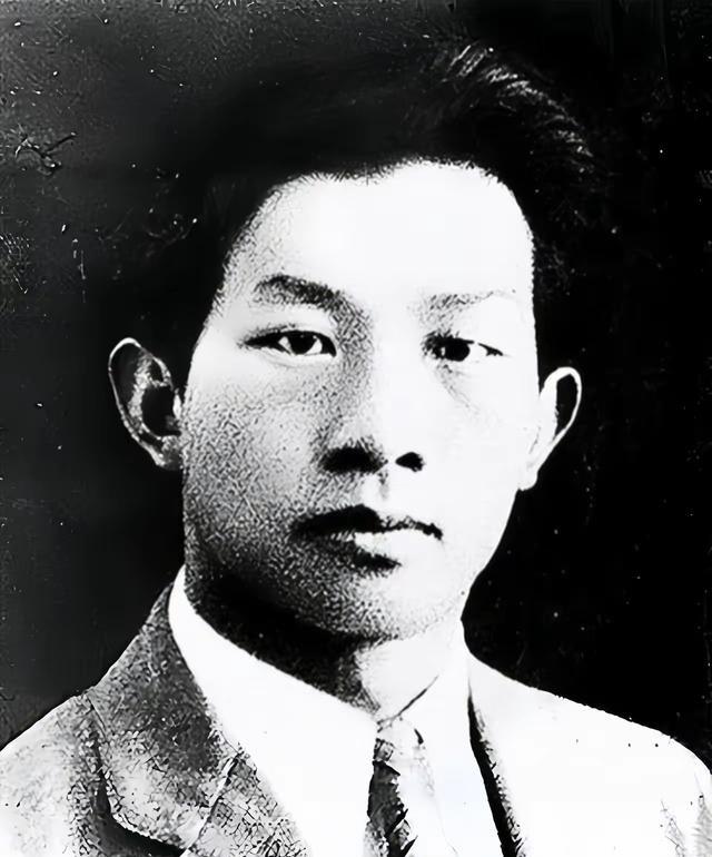 黄埔一期唯一被开除的人：不是犯了错，是因为他说了真话黄埔军校第一期毕业生中，