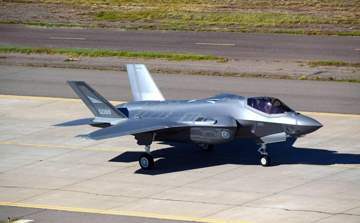 谁能想到，老美这回直接把最锋利的刀尖，死死抵到了咱们的东北大门前！整整48架