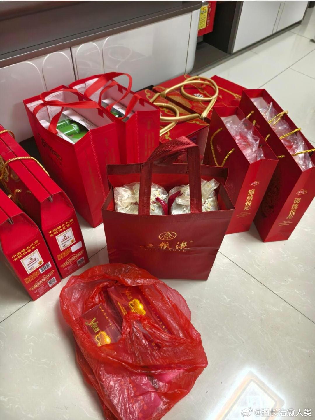 突然被提亲了，自己也很懵逼